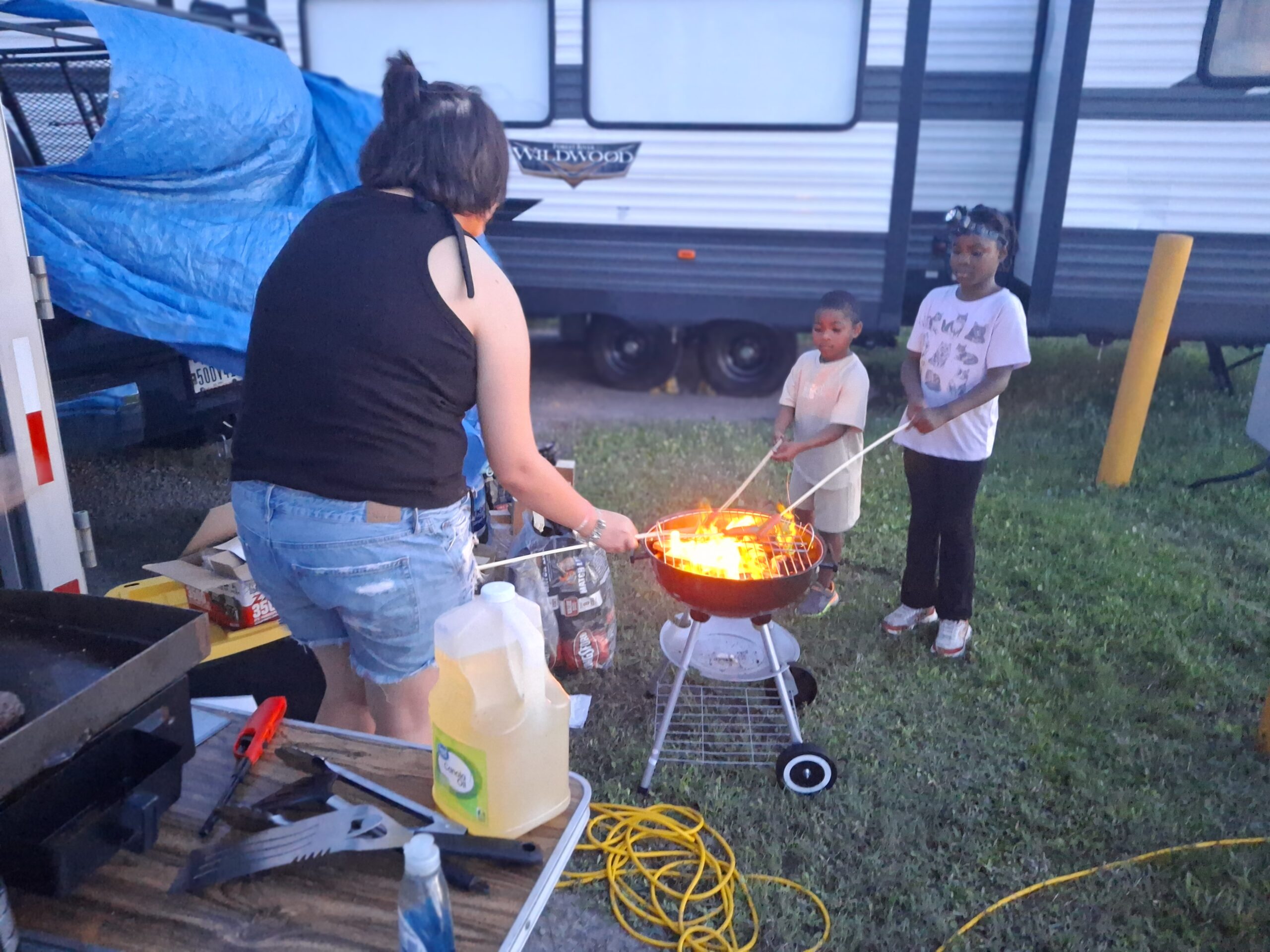 GRILLIN HOTDOGS